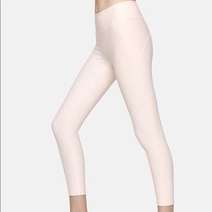 Outdoor Voices 7/8 Warmup Leggings in Rose, S